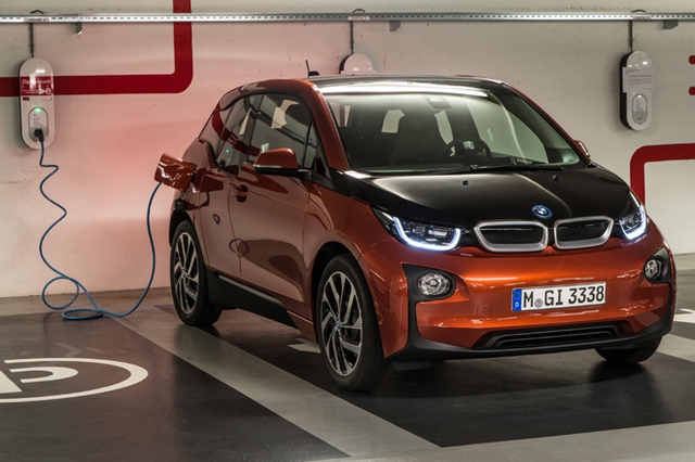 BMW i3 ワイドトレッド高速安定乗り心地向上 BMW i3 ワイドトレッド高速安定乗り心地向上