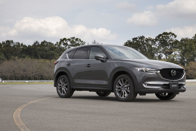 第531回 商品改良 によって最新技術を惜しみなく投入 改良型 マツダcx 5 Cx 8 にチョイ乗りリポート エディターから一言 Webcg