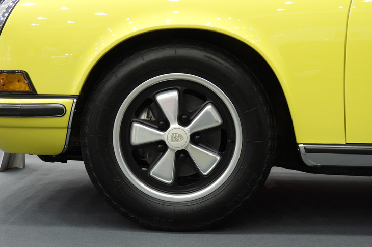ポルシェ911 2.4T（1973年）／WINS AUTO