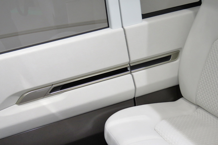 ダイハツDN U-スペース（インテリア）