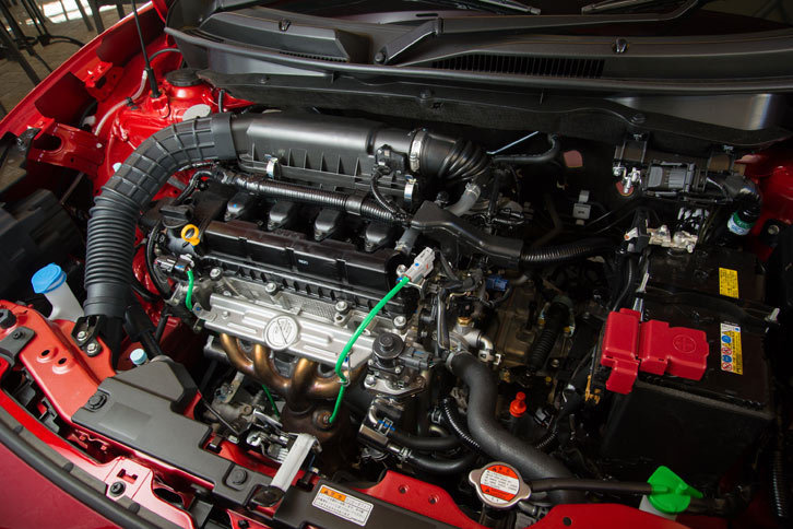 パワーユニットの種類は3種類。写真は、1.2リッター自然吸気エンジンにモーターアシスト機構を組み合わせた、マイルドハイブリッド車のもの。