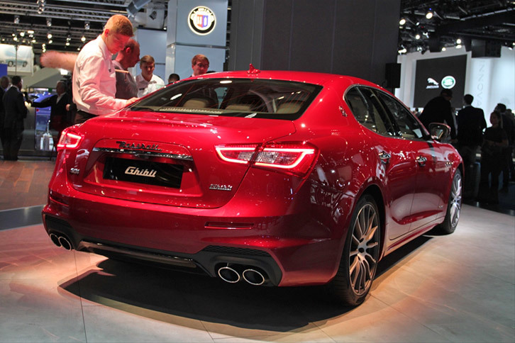 マセラティ・ギブリ グランロッソ（エクステリア）