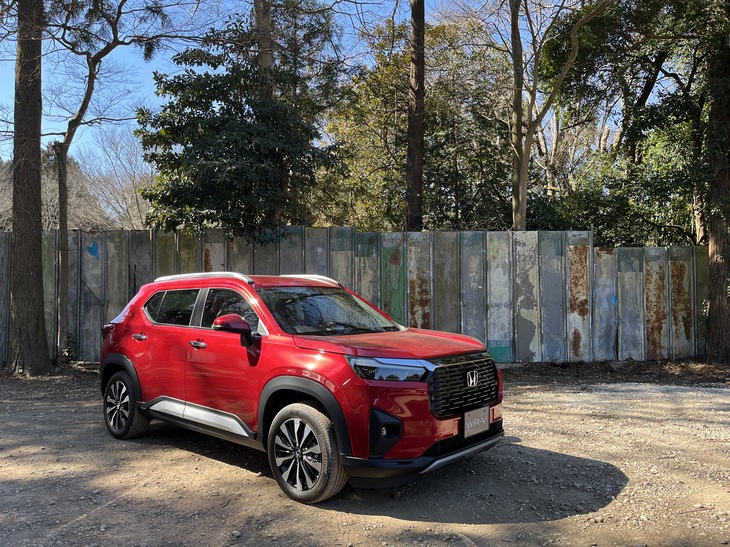 ホンダWR-V Z＋（フロントビュー）