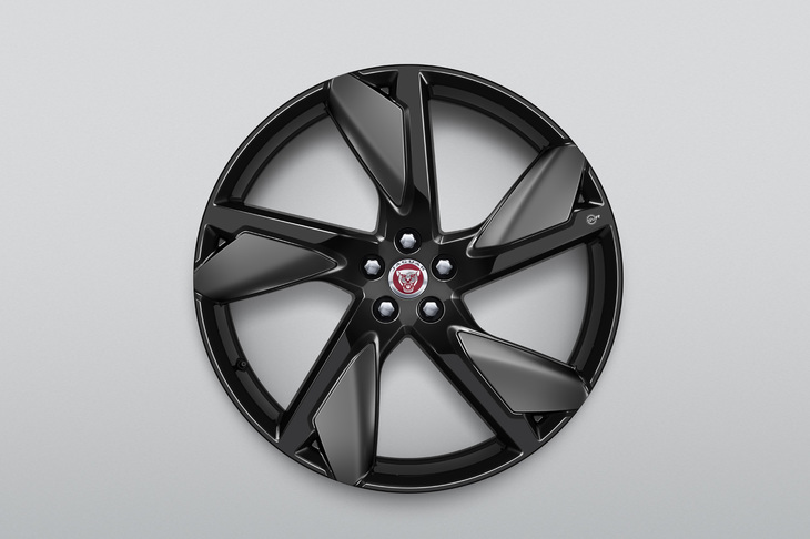 グロスブラックコントラストダイヤモンドターンド&サテンテクニカルグレイインサート付きの「22インチ鍛造“スタイル5117”5スプリットスポークアロイホイール」。