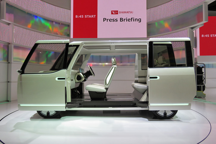 ダイハツDN U-スペース（エクステリア）