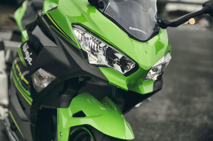 カワサキ・ニンジャ400 KRTエディション