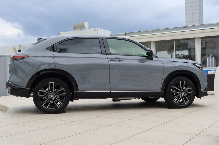 ホンダ・ヴェゼルe：HEV RS