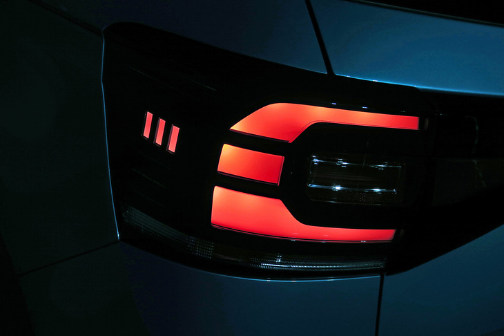 フォルクスワーゲンTクロスTSI 1stプラス（リアコンビランプ）