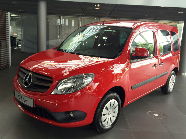 初代「メルセデス・ベンツ・チタン」。2016年、メルセデス・ベンツ・ミュージアムにて筆者撮影。