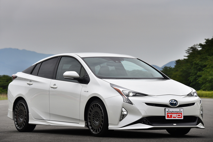 トヨタ・プリウスTRD Ver.1