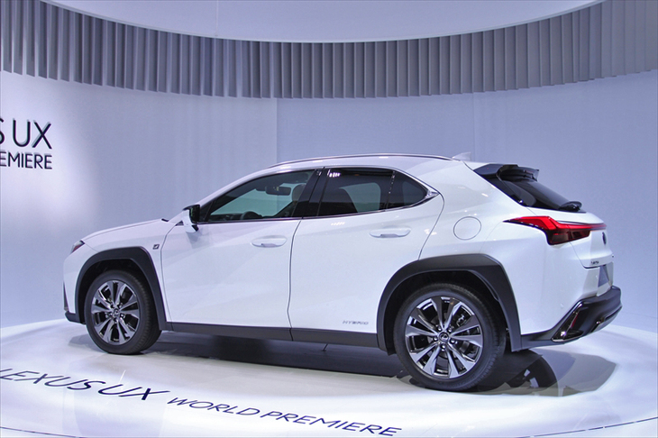 レクサスUX（エクステリア）