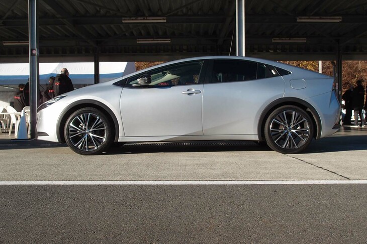 トヨタ・プリウス プロトタイプ（2リッターFF車）