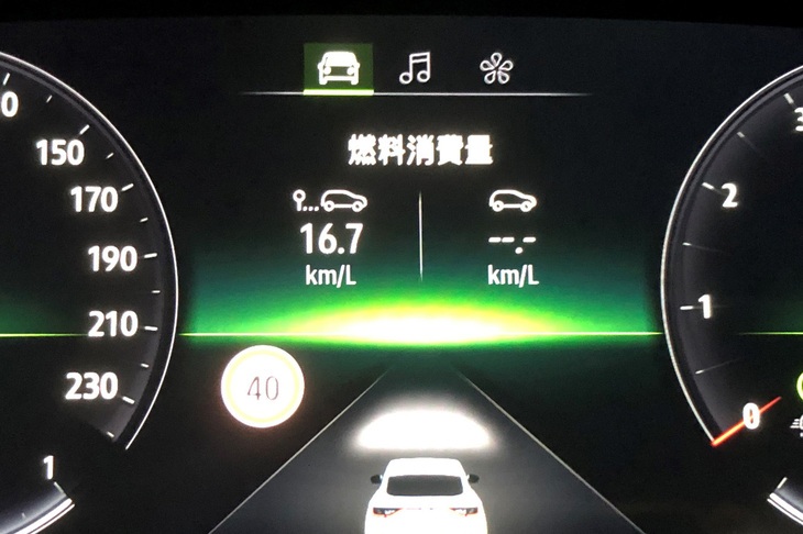 必要にして十分なパフォーマンスと、今回の試乗で17km/リッター近い数字を残した低燃費の両立が、「アルカナR.S.ライン マイルドハイブリッド」の魅力。この加速とこの燃費なら、「E-TECHハイブリッド」よりも30万円安いマイルドハイブリッド車のほうがお得かもしれない。