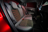 ブランド初のBEVも用意！ アルファ・ロメオから新型コンパクトSUV「ミラノ」登場の画像