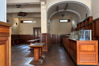 旧カフェ・イタリアの内部。