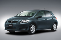 「トヨタ・オーリス」、利便性アップ、新色も追加の画像