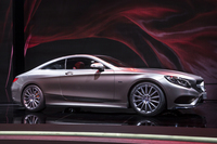 「Sクラスクーペ」に“自動リーン”機構を採用【ジュネーブショー2014】の画像