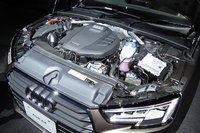 2リッター直4直噴ターボエンジン。FF車用と4WD車用で仕様が異なり、FF車用のエンジンにはアウディ初のミラーサイクル技術が取り入れられている。