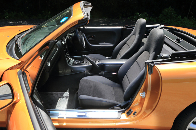 ユーノス・ロードスターVスペシャル／マツダ・ロードスターRS／マツダ