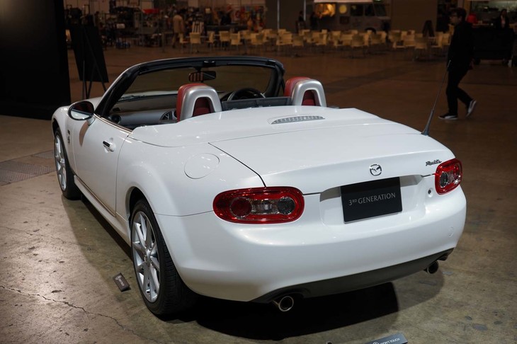 マツダ・ロードスター20周年記念車（2009年）