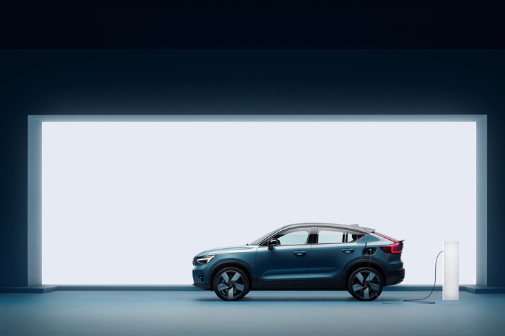 ボルボ・カーズが2021年3月2日（現地時間）にオンラインで発表した「C40リチャージ」は、同ブランド初のEV専用モデルとして設計されている。
