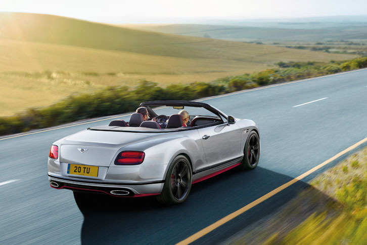 「ベントレー・コンチネンタルGTスピード コンバーチブル ブラックエディション」