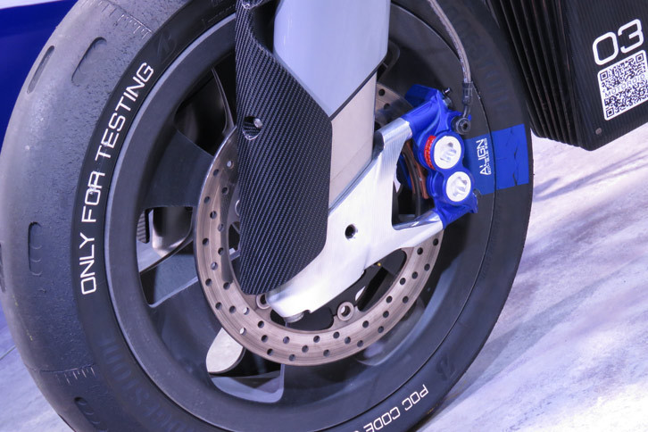 ヤマハ・モトロイド（前輪）