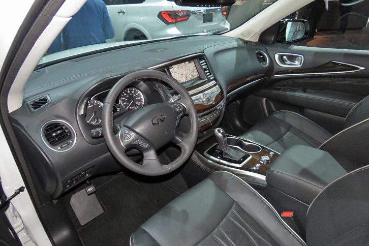 インフィニティQX60