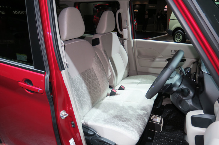 新型「三菱eKスペース」