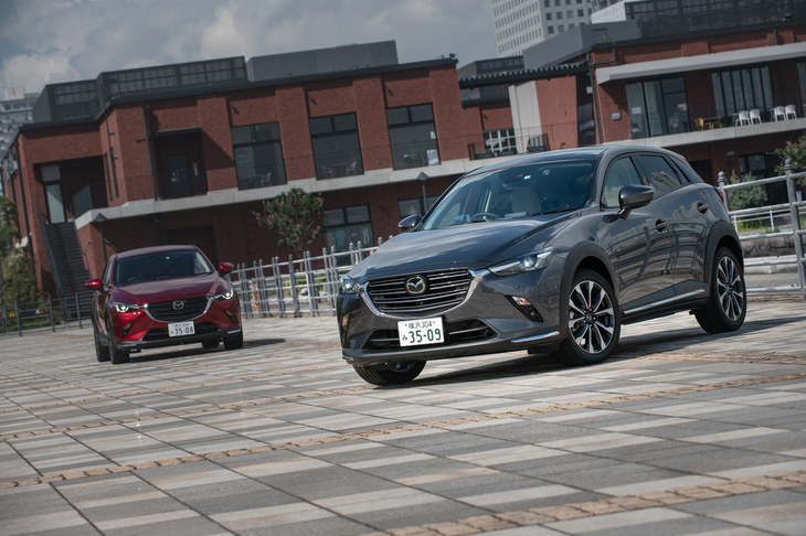 2015年2月に登場したマツダのコンパクトSUV「CX-3」。当初はディーゼルモデルのみだったが、2017年6月にガソリンモデルも設定された。