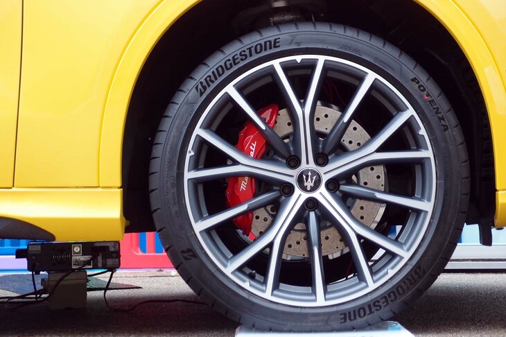 マセラティ・グレカーレ（フロントホイール）