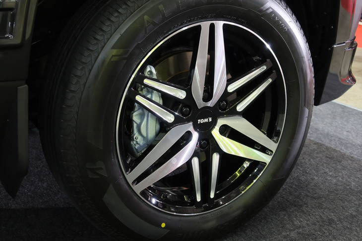 TOM'S ランドクルーザー“250”