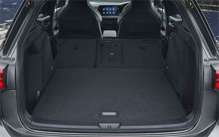 新型フォルクスワーゲン・ゴルフヴァリアント（ラゲッジスペース）