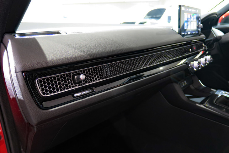 ホンダ・シビックLX（インストゥルメントパネルまわり）