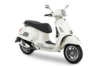 ベスパが「GTS 300スーパー」を発売　モダンな装いと力強い走行性能を併せ持つ新モデル