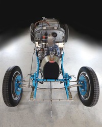 新たにスタートした連載「ブガッティ解体新書」。「タイプ37」を素材に、ブガッティの仕事に迫ります。（photo：荒川正幸）