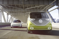 自動運転技術を取り入れたフォルクスワーゲンのコンセプトカー 「I.D. BUZZ」。2017年のデトロイトモーターショーで公開された。