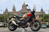 ロイヤルエンフィールドが新型バイク「ゲリラ450」発表　スリムで軽快なネイキッドスポーツの画像