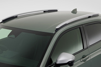 「e：HEV X HuNTパッケージ」にはルーフレールが標準で備わる。「ヴェゼル」のマイナーチェンジモデルでルーフレールが装備されるのは同モデルのみとなる。