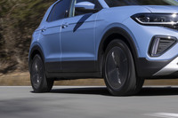 フォルクスワーゲンをはじめ、BMWやメルセデス・ベンツ、ルノーなどにも新車装着タイヤを供給するクムホ。自動車メーカーからの信頼は厚い。