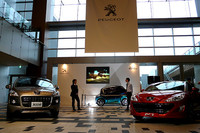 プジョーRCZも展示 創業200周年イベント開幕の画像