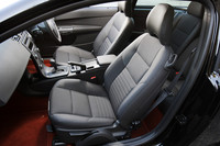 ボディ形状は違えど、三兄弟ともインテリア前半は同様のデザインになっている。