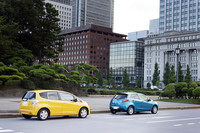 マツダ・デミオ 13-SKYACTIV／ホンダ・フィットハイブリッド スマートセレクション【試乗記（前編）】の画像