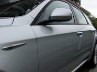 ターンシグナルとドアノブが同じモチーフでデザインされている。珍しい形状のドアノブですが、使い勝手はよかったです。