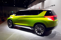 三菱がMPVとSUVのクロスオーバーを提案【東京モーターショー2013】の画像