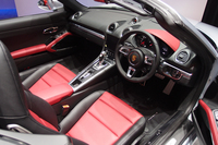 トランスミッションは、これまでと同様、6段MTと7段PDKが用意される。