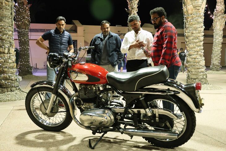 試乗会の会場に展示された、「ロイヤルエンフィールド・インターセプター700」。