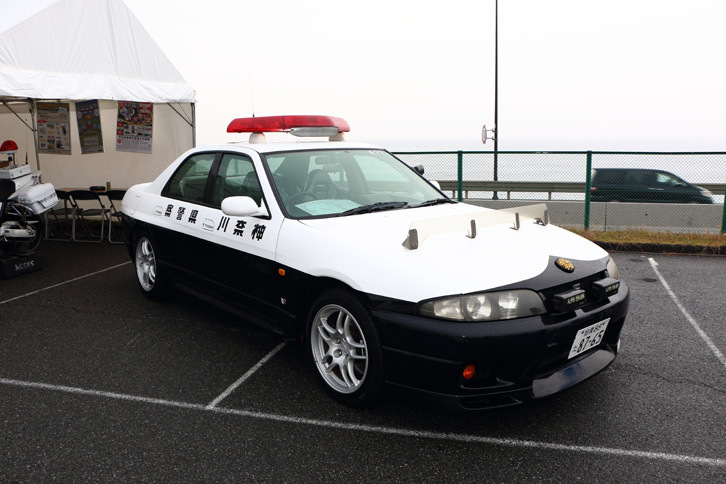 希少な「スカイライン GT-Rオーテックバージョン40thアニバーサリー」をベースにしたパトロールカーで、導入当時、大きな話題となった。現在は引退車両とのことで、イベントなどで主に活躍している。