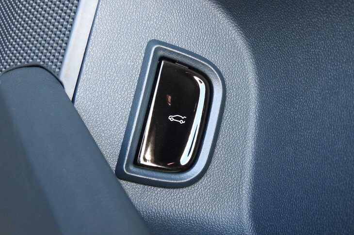 キャデラック・リリック（テールゲートスイッチ）