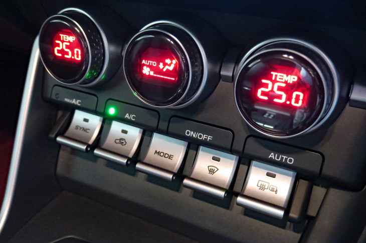 トヨタGR 86（エアコン）